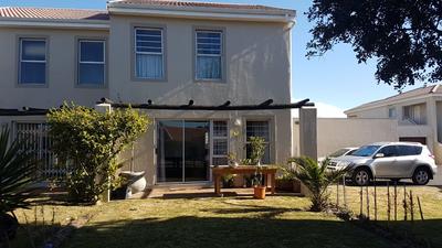 Townhouse For Sale in Milnerton, Cape Town